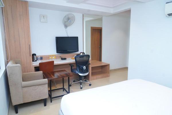 Hotel Kinara Grand 海得拉巴 外观 照片