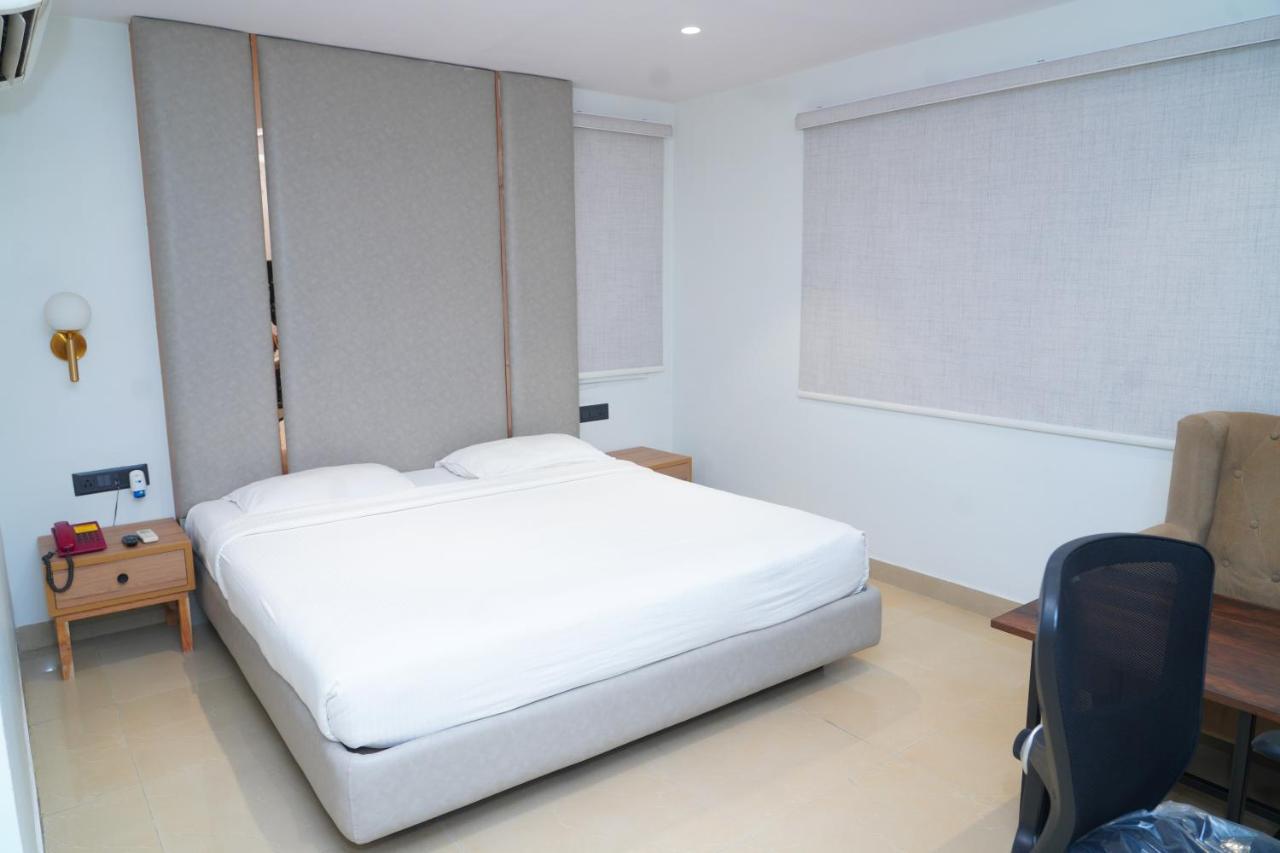 Hotel Kinara Grand 海得拉巴 外观 照片