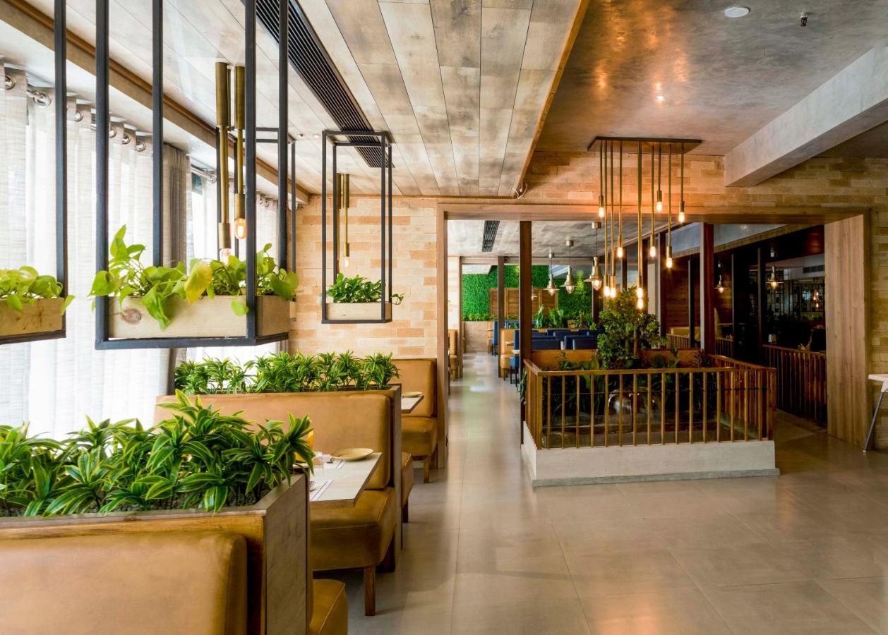 Hotel Kinara Grand 海得拉巴 外观 照片